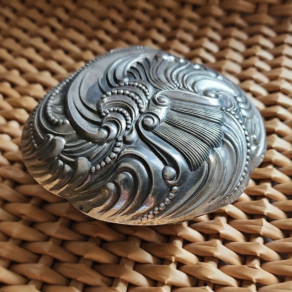 Made in Italy Wallace Silversmiths Silverplated Decorative Clam Shell Trinket